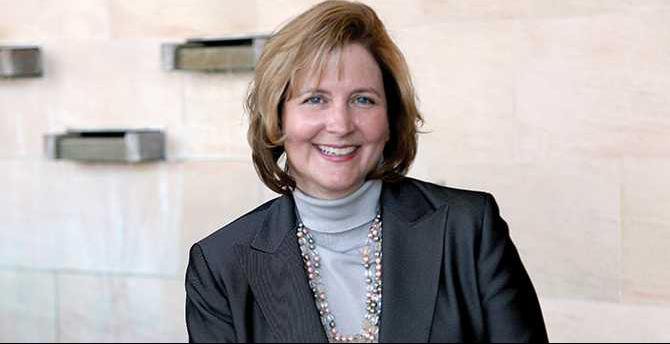 Armstrong-Deborah---RMC-CEO-007