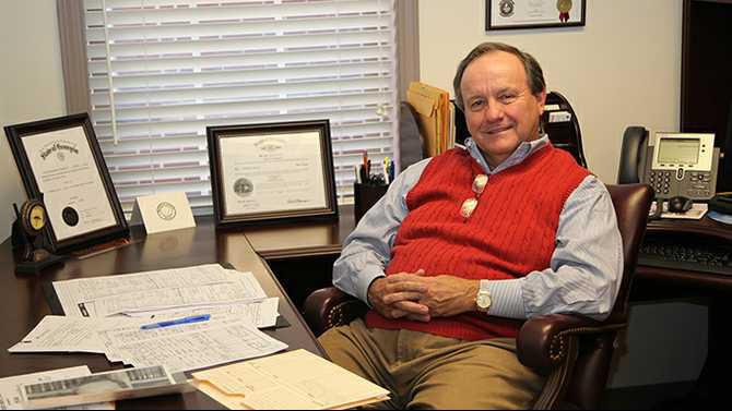 Dr.-Stephen-Boyle-retiring-coroner-IMG 0327