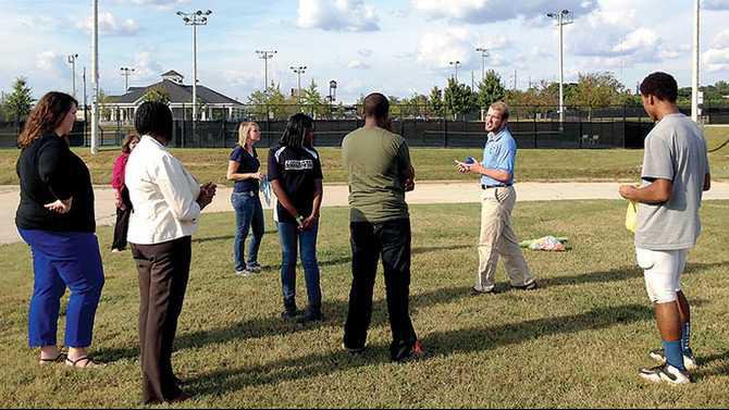 GCAPS-084-2013-class-kicks-off