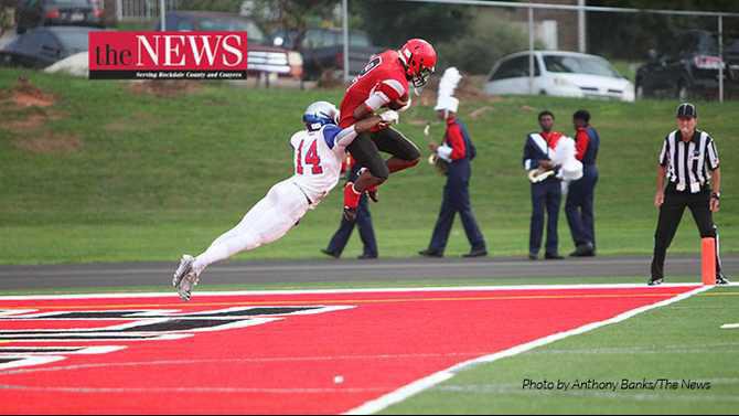IMG 3880-First-touchdown---Rockdale-News-by-Anthony-Banks-8-21-15-RCHS-HHS-season-opener-2015