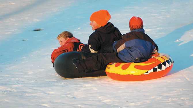 Snowtubing-N07A6730