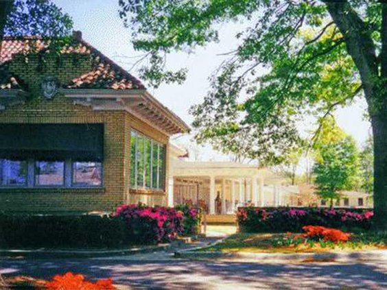 yellow-bring-house-pic-from