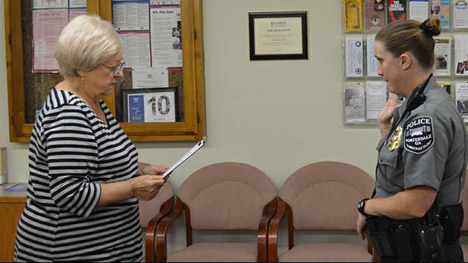 Porterdale-Mayor-Arline-Chapman-swears-in-Officer-Ashley-Kelley-Monday-Sept 
