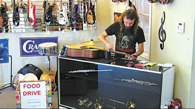 TJ-strings-for-food-Fall-20