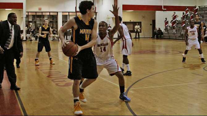 charles-moore-coach-yell