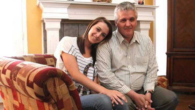 Kelsey-Upton-with-dad-portr