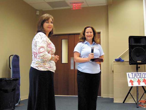 HOFBG-mtg-julie-IMG 7152