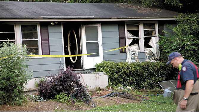 Fatal house fire on W Adair Circle 5-23-13 MK IMG 6430