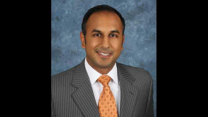 Shah-Beemal-4x5---Head-shot