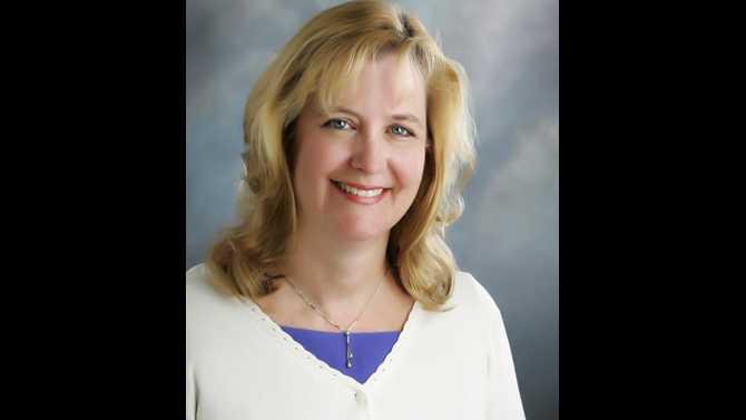 Deborah-Armstrong--Head-Sho