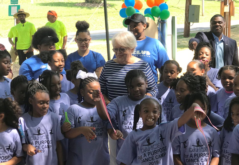 Porterdale celebrates new playground with ribbon cutting The