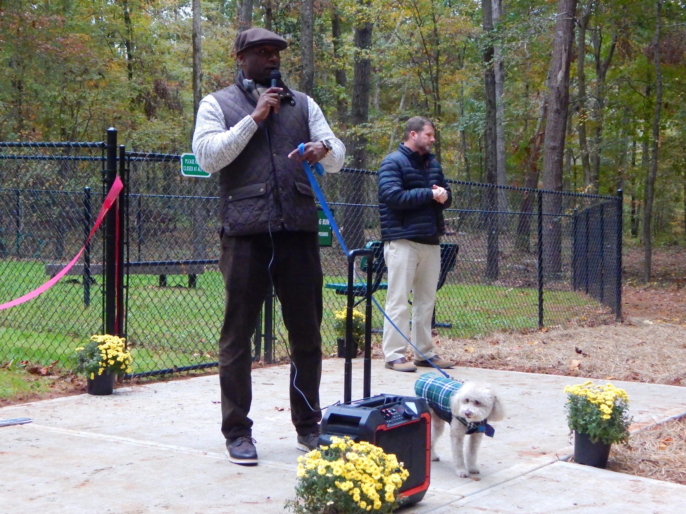 Are Dogs Allowed In Lakes Park