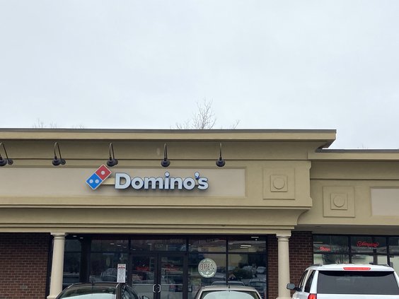 dominos