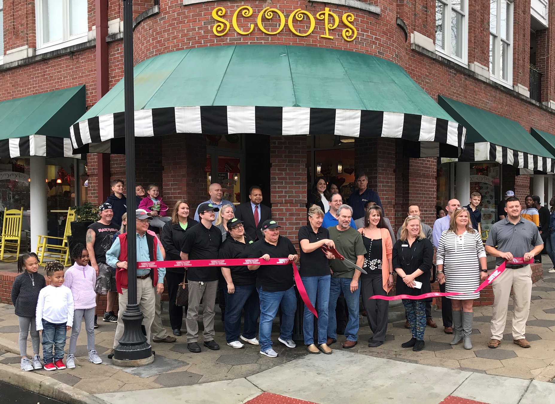 Scoops reopens after monthlong renovation The Covington News