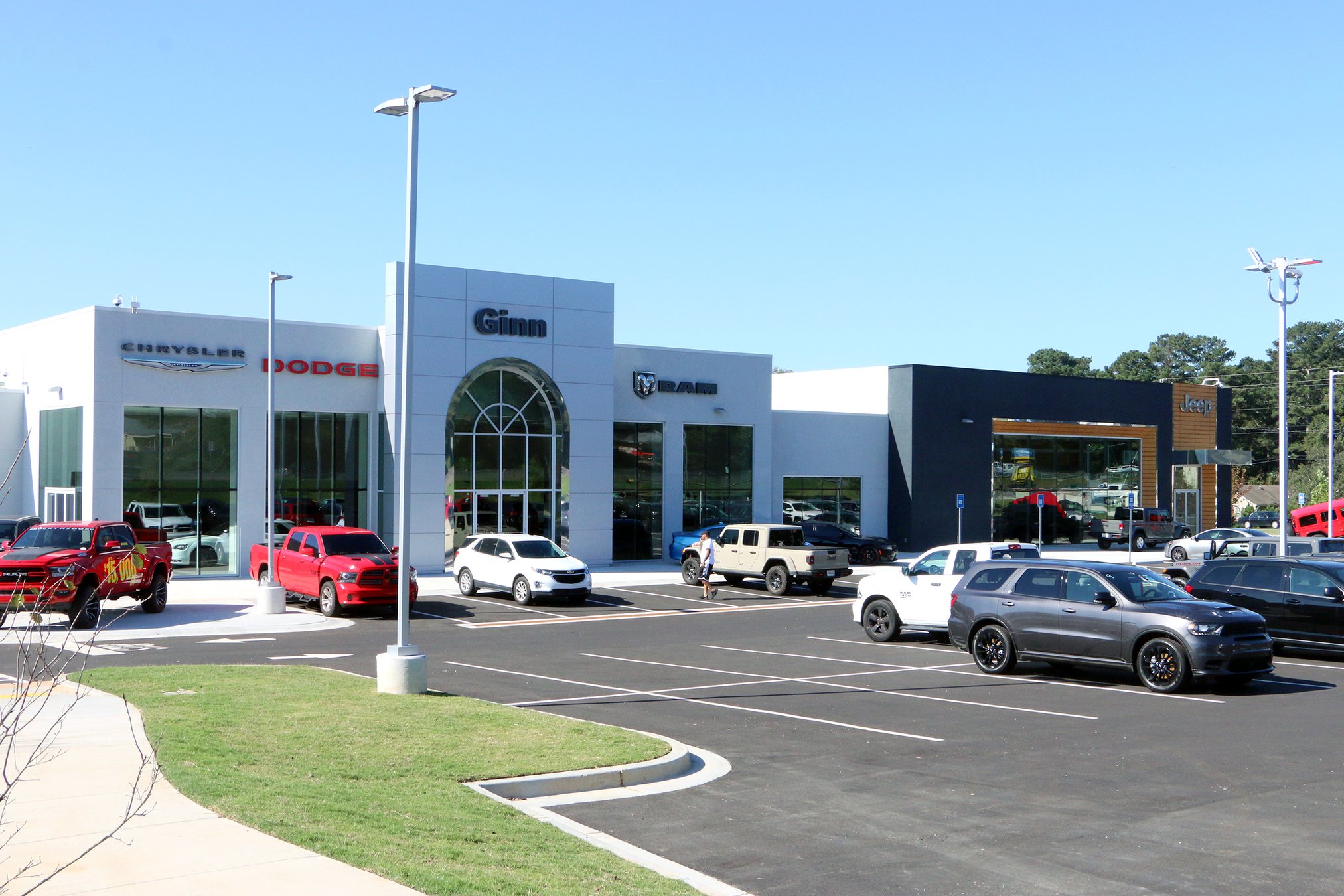 Ginn Motors opens new ChryslerJeep facility in Covington The