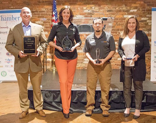 Graham wins Walton's Citizenship Award