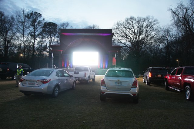 Newton County Bicentennial Committee hosts drive-in showing of ‘Selma’