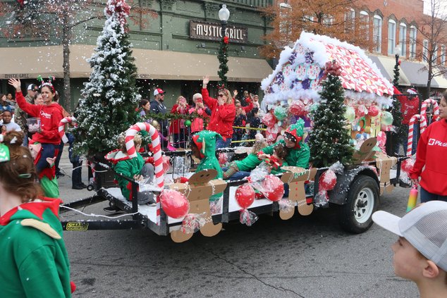 Covington Lions Club Christmas parade