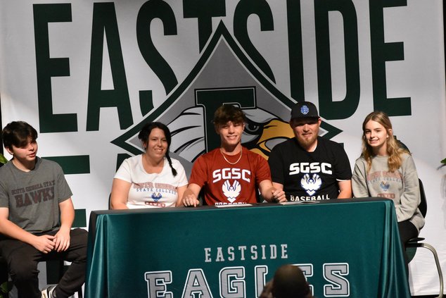 Blake Hughes Signing