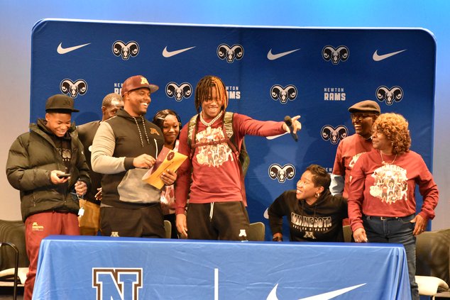 Zach Harden Jr. Signing NHS