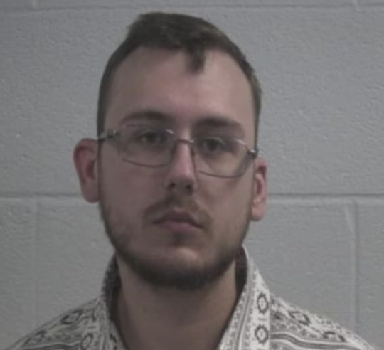 Newton County native charged with threatening school in Warren County