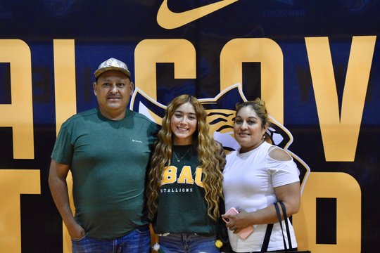 Velasquez to continue soccer career at ABAC