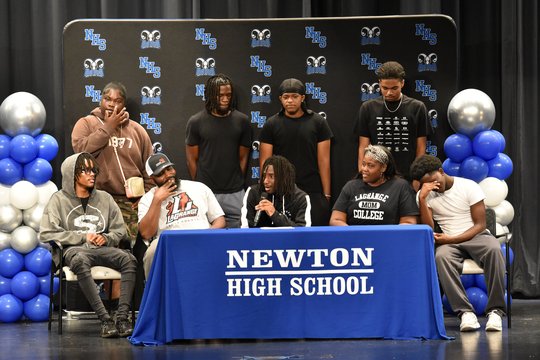 White becomes first Ram to sign for long distance in eight years