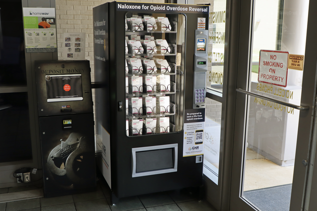 naloxone vending machine