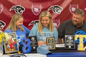 Cora Bell Peachtree Academy Signing