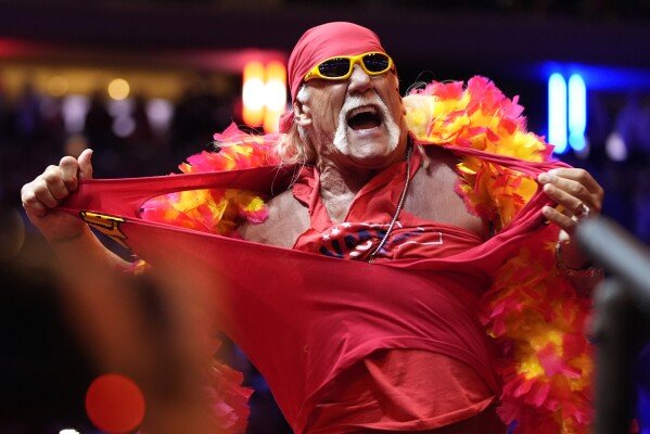 HULK HOGAN