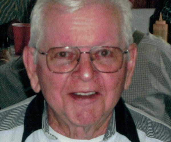 Clifford Holcombe obit