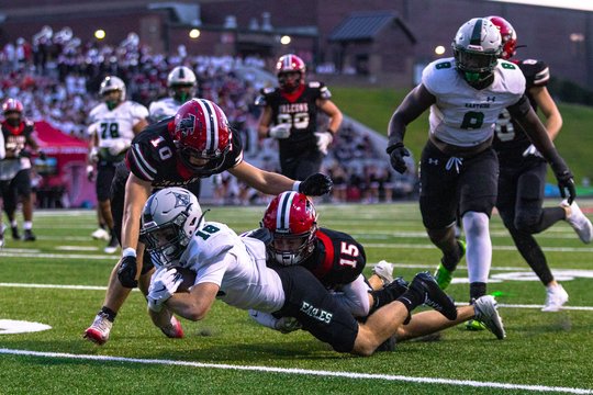 Eastside Eagles fall to Flowery Branch in 28-32 road stunner
