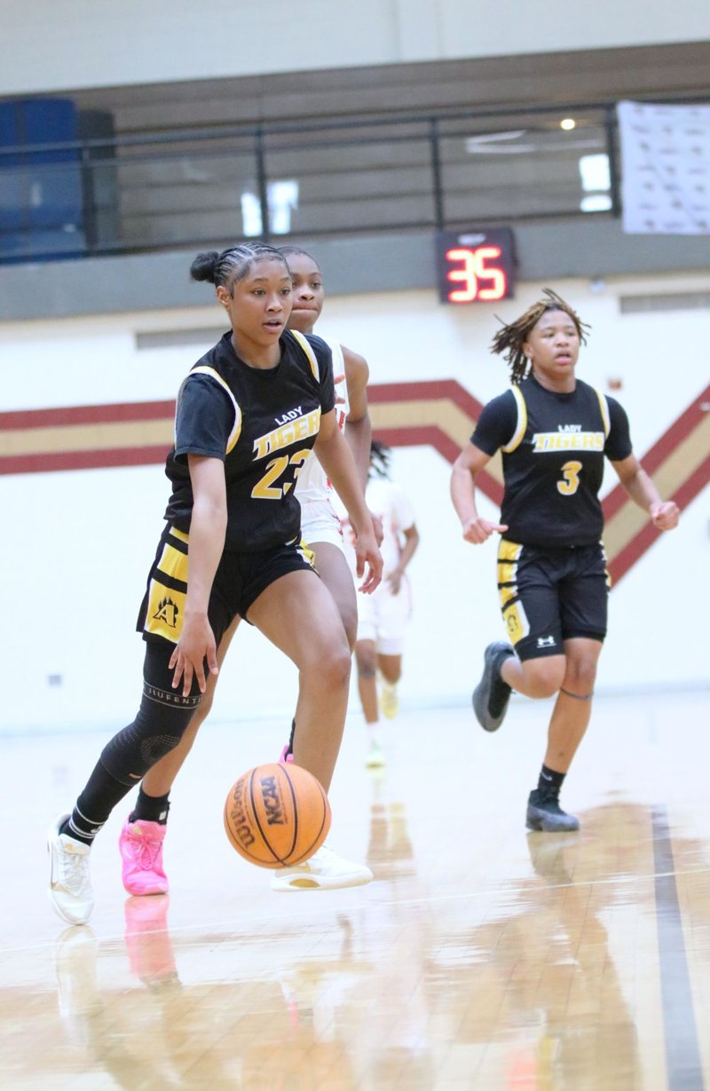 Mayhem Invitational 2025 Basketball