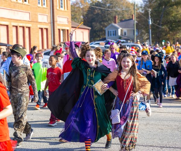 Mansfield Elementary Storybook Parade