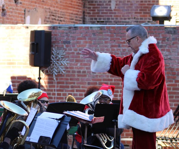 Tuba Christmas 2025