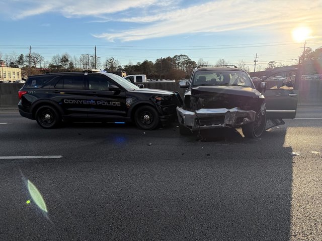 Covington man charged after fleeing Conyers traffic stop, dragging officer