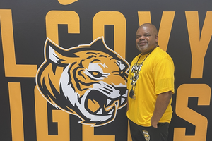 Toby Davis steps down