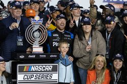 tyler reddick wins at atlanta