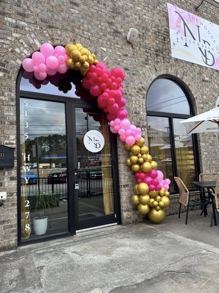 house of nosh and brew