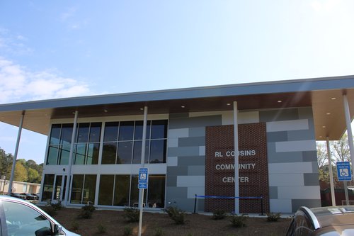 r l cousins community center