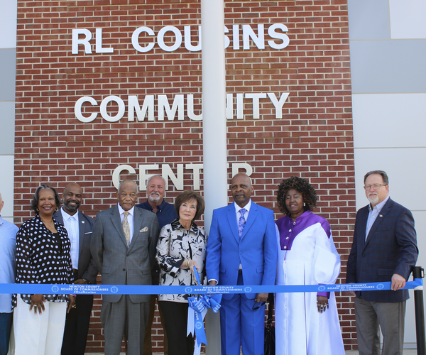 r l cousins community center