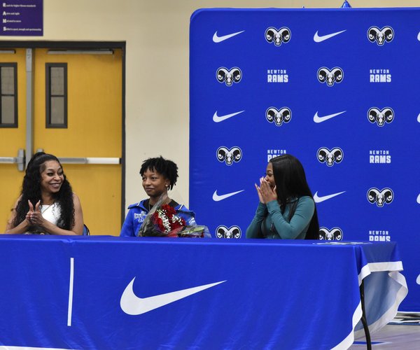 Tailiyah Church Signing