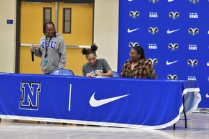 Janiya Henderson Signing