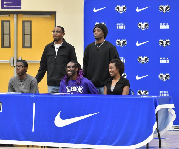 Wong and Snell signing, Newton T&F