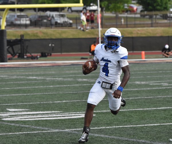 Newton Spring Football Scrimmage, Braylon Miller