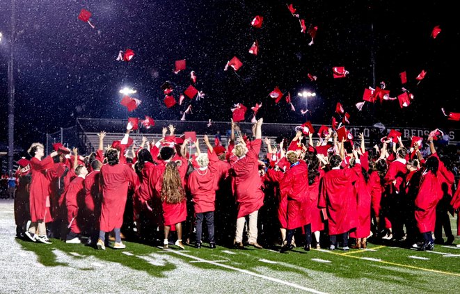 social circle grad toss